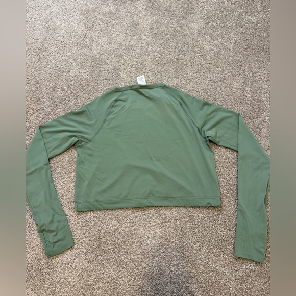 Gymshark Breeze Lightweight Seamless Long Sleeve Crop Top Medium - Picture 8 of 8